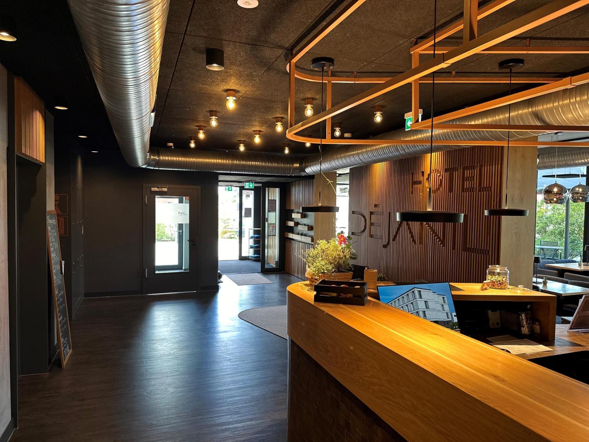 Akzent Hotel Dejanil 布格多夫 外观 照片